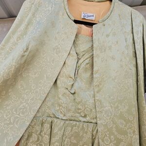 Pastel Yellowish-Green Floral Sleeveless Dress with Jacket Vintage 1960s Wiggle